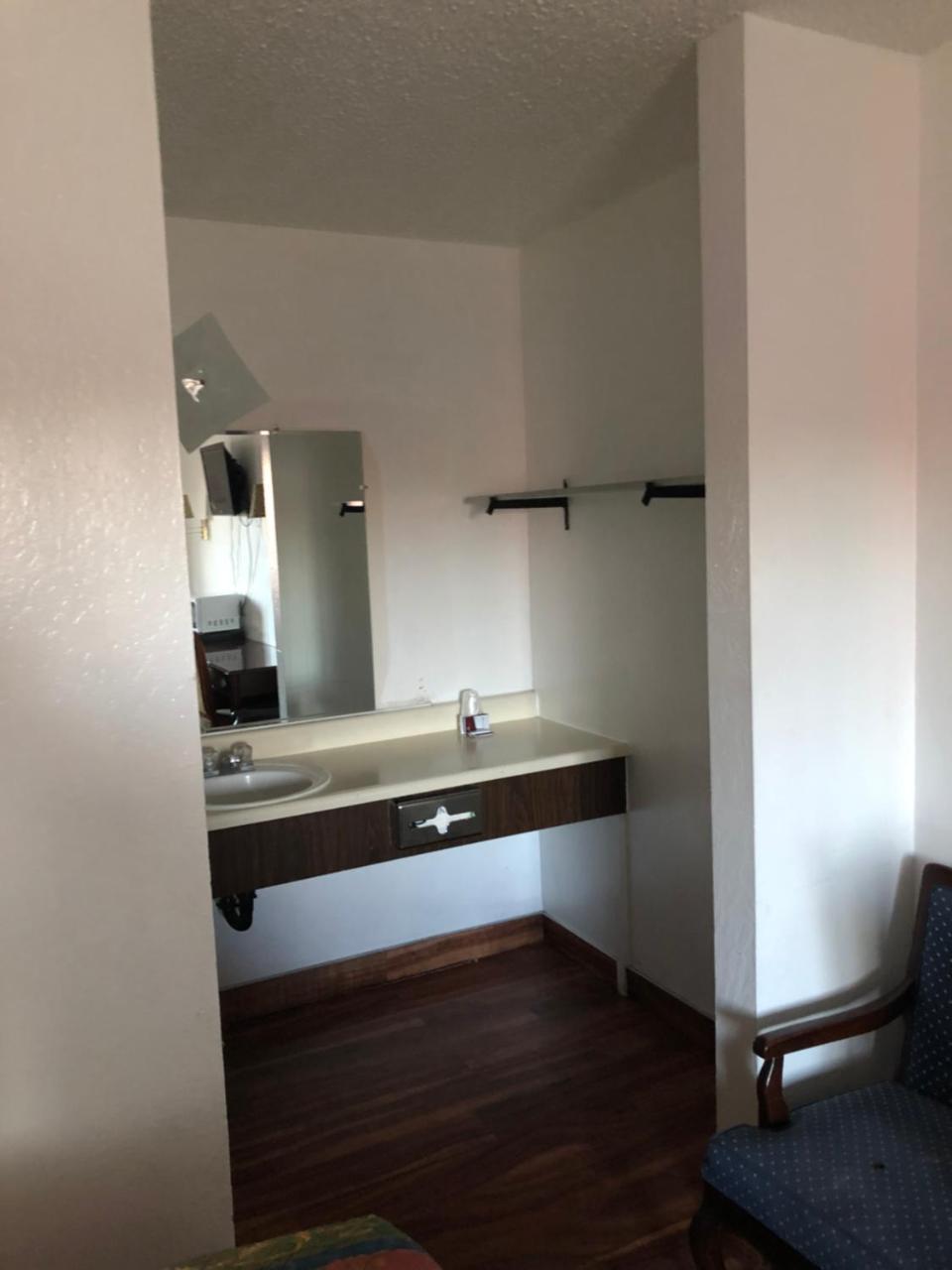 America'S Best Travel Inn 리노 외부 사진